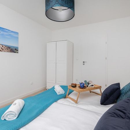 Gdanska Two-Bedroom Apartment Brzezno Beach By Noclegi Renters Gdańsk Exterior foto
